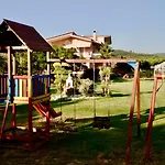 דירה Nonta's Garden - Nature & Waves Yiannitsokhorion