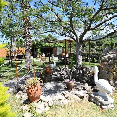 Апартаменты Nonta's Garden - Nature & Waves Yiannitsokhorion