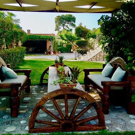 Апартаменты Nonta's Garden - Nature & Waves Yiannitsokhorion