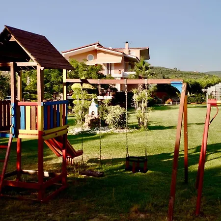 Апартаменты Nonta's Garden - Nature & Waves Yiannitsokhorion