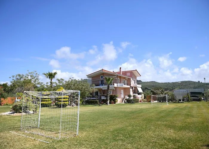 Nonta's Garden - Nature & Waves Yiannitsokhorion